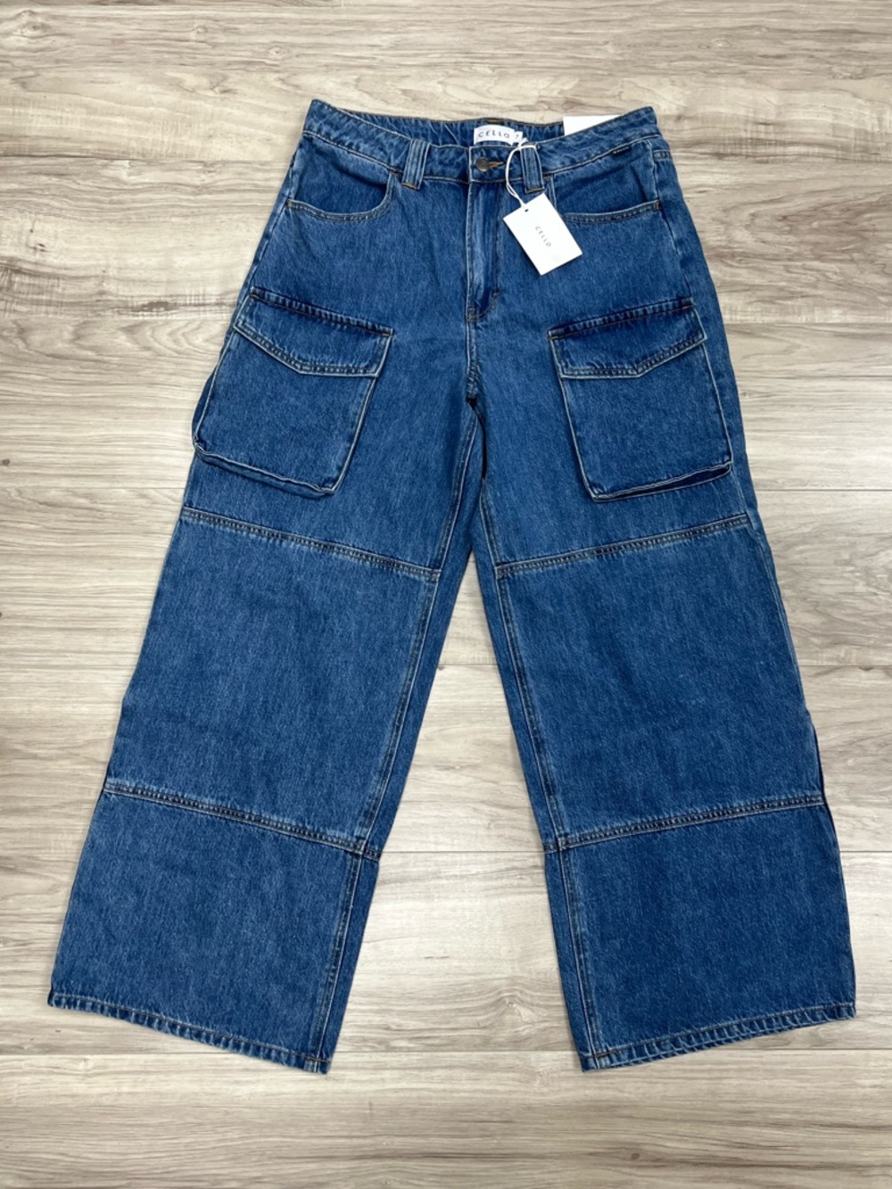 Cello Mid Waisted Y2K Skater Jeans Blue Dark Wash Size 7 NWT